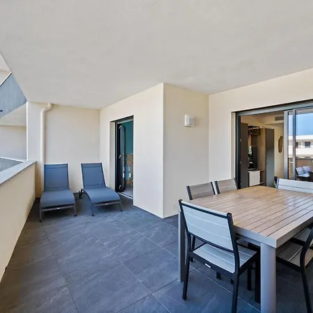 - T2 Neuf A 5min A Pieds De La Apartment